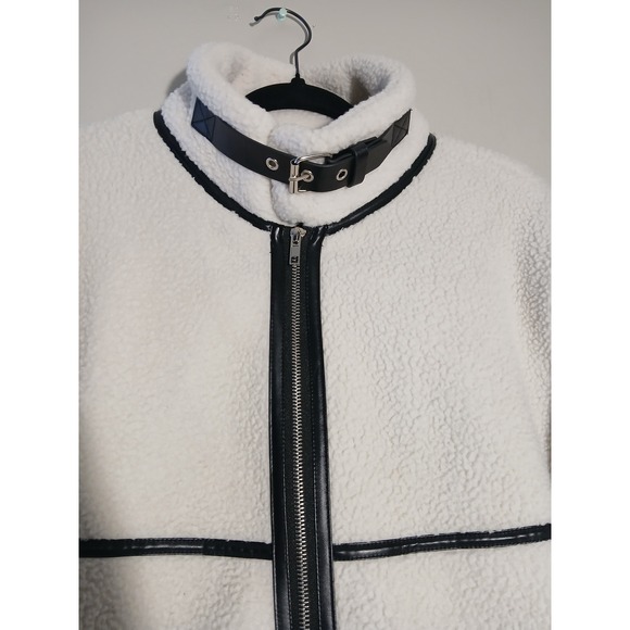 PRETTY GARDEN White Teddy Coat Faux Fur Black Trim Moto Collar Zip Up Size S - Picture 3 of 8